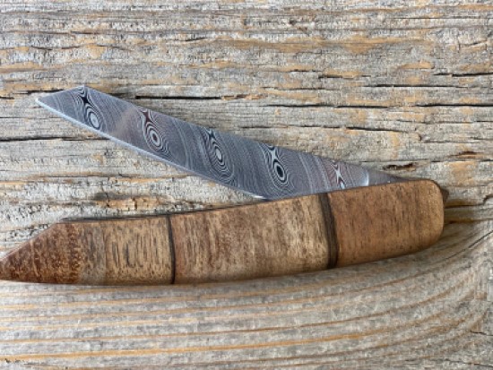 Sknife Taschenmesser Walnuss Damast Schweizer Messer Swiss Made